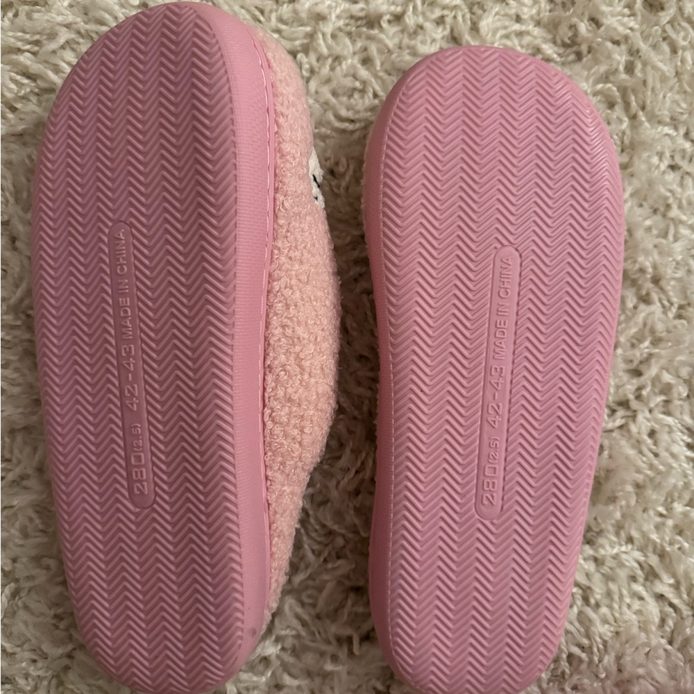 Pink Ghost Pattern Slippers - Picture 4 of 4